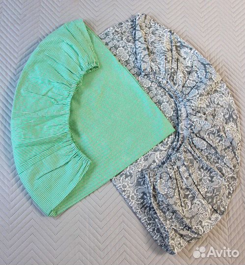 Простынь на резинке детская новое