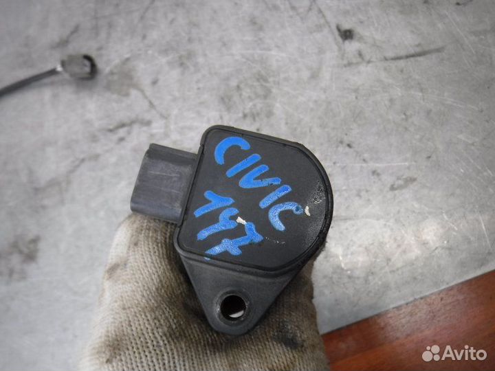 Катушка зажигания Honda Civic D16V 2003