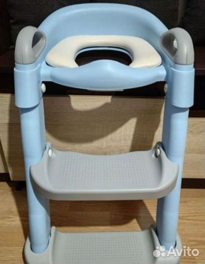 Сиденье детское на унитаз со ступенькой