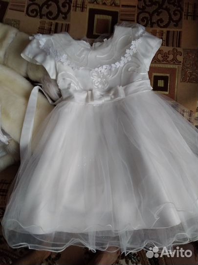 Детская одежда.платье.шуба.ветровка