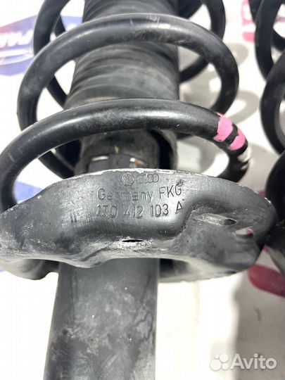 Амортизатор передний VAG в сборе