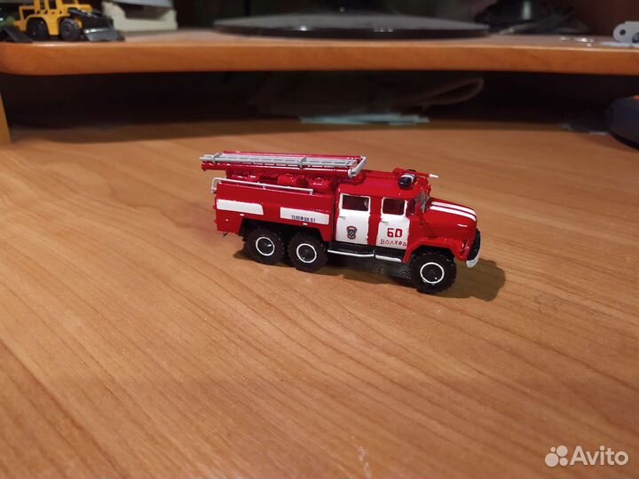 ЗИЛ 131 ац 40 1:72