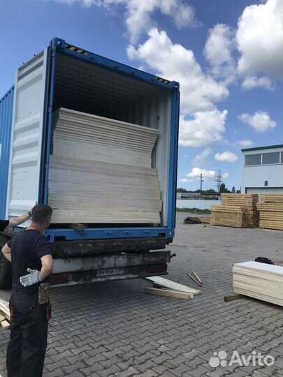 Двери межкомнатные деревянные новые