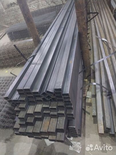 Профильная труба 60х40х2