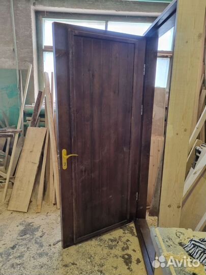 Изготовим двери из дерева