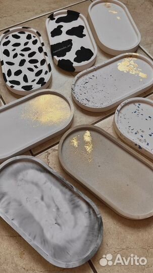 Подставки, подносы из гипса и глины