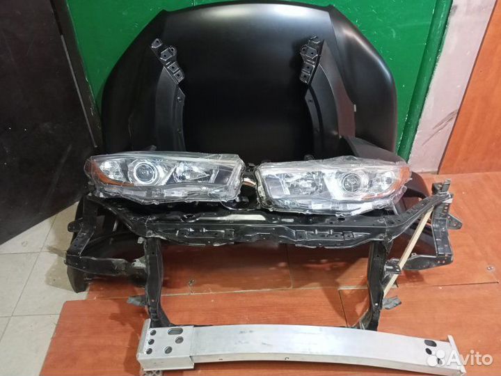 Передняя часть Toyota Highlander 3 3 HU50