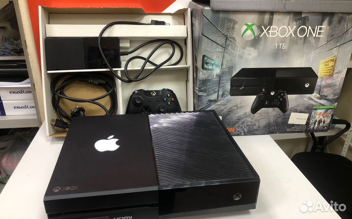 Приставка Xbox One S 1 тб