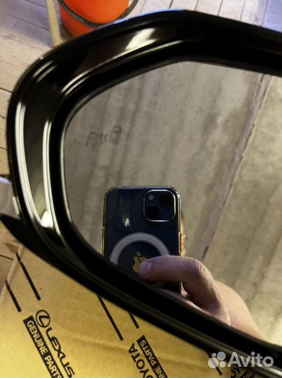 Зеркало Toyota Prius Prime