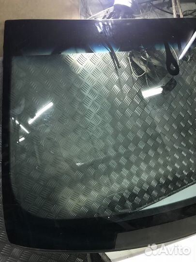 Стекло лобовое Audi Q5 8R
