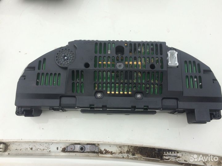 Щиток спидометра мерседес с 204