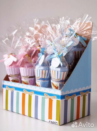 Нагрудники подарочные, Италия