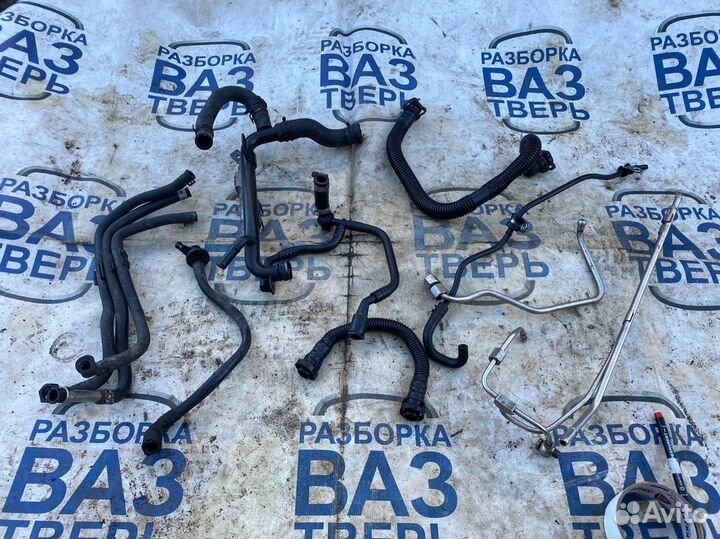 Трубка Пассат Б6