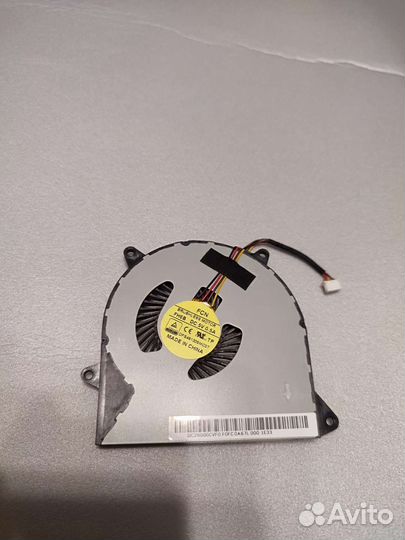 Кулер для ноутбука вентилятор