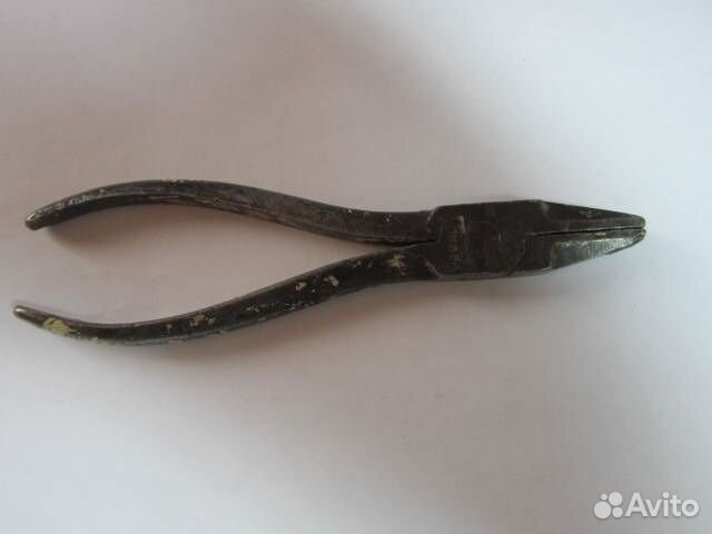 Плоскогубцы, номер, рукавицы, диск