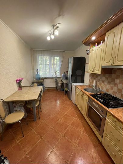 2-к. квартира, 61,9 м², 1/3 эт.