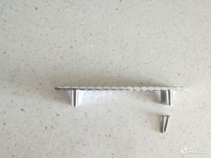 Ручка мебельная