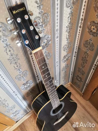 Акустическая гитара martinez