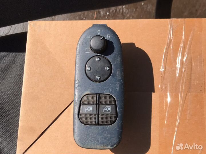 Фольцфаген Шаран клавиши стеклоподъемников