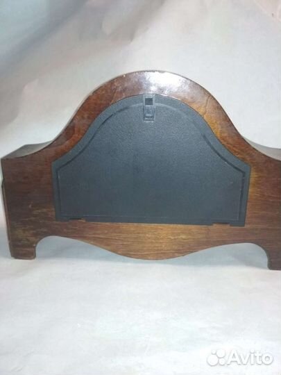 Часы настольные Весна