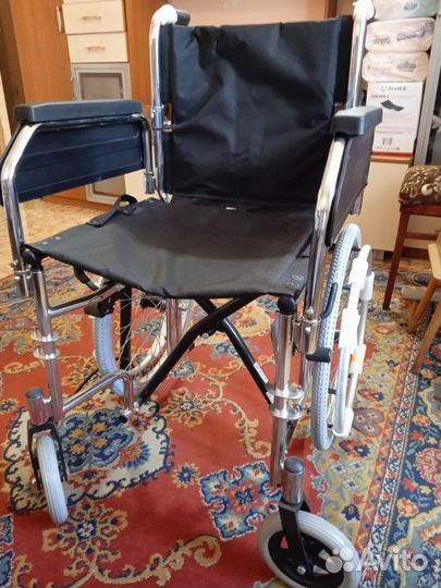 Инвалидная коляска новая