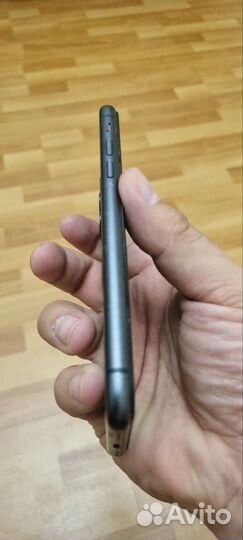 iPhone, 4 ГБ
