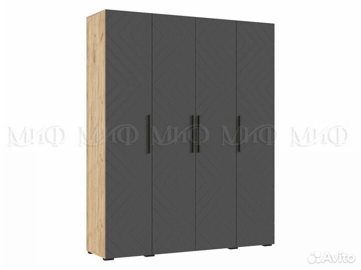 Шкаф четырехстворчатый распашной