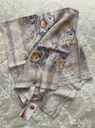 Платок шелковый