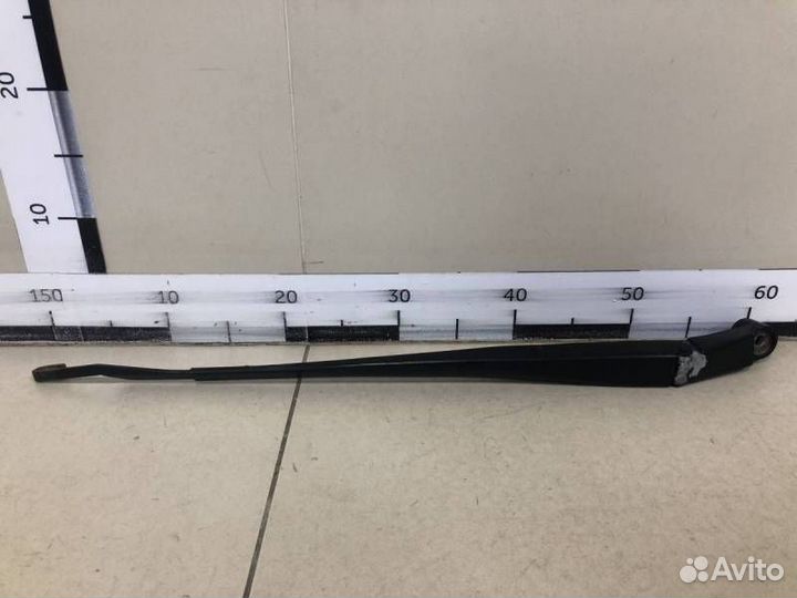 Поводок стеклоочистителя передний левый Toyota Cor