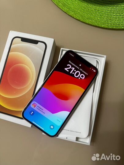 iPhone 12, 128 ГБ