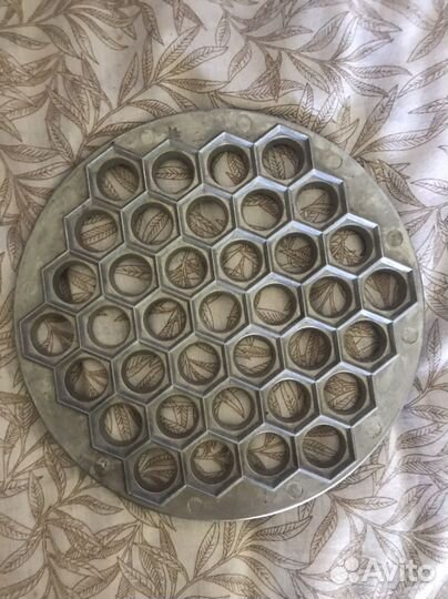 Штука для лепки пельменей. СССР