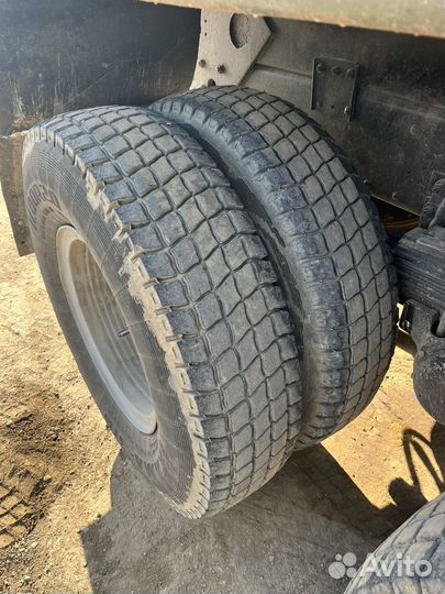 Продам колеса камаз 11R20