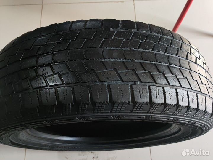 Hankook Nordik IS RW08 235/60 R18 103T