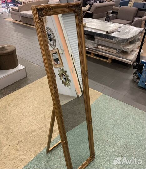 Аренда рейлов, зеркал, перегородок, утюгов