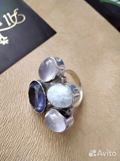 Необычное кольцо из Англии