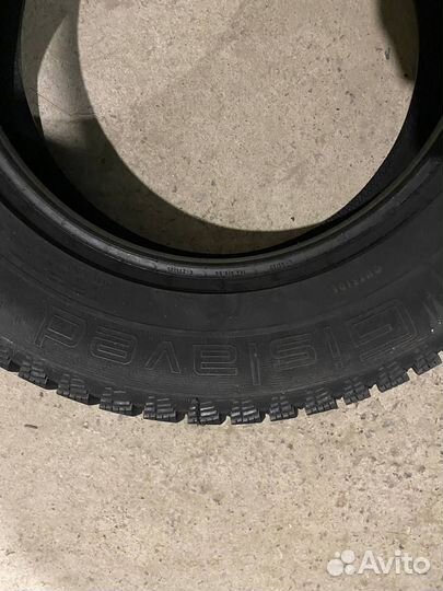 Gislaved Nord Frost 200 SUV 215/65 R16 102T