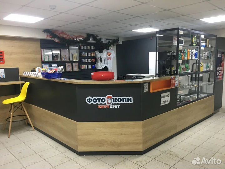 Фотограф-дизайнер копировального центра