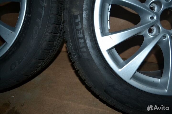 Диски BMW R17 с всесезонными шинами 225 55 17