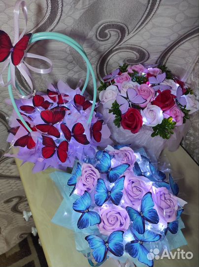 Букеты из мыльных (пенных) роз и бабочек