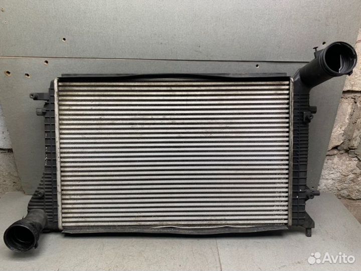 Интеркулер Volkswagen Caddy 3 1.9 BLS 2008