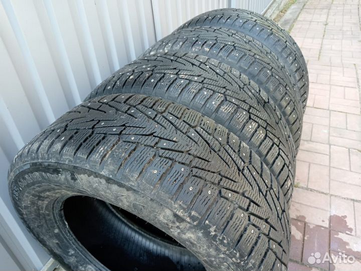 Nokian Tyres Hakkapeliitta 7 SUV 285/60 R18