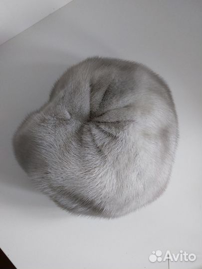 Берет женский норковый