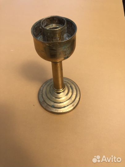 Продам латунный подсвечник