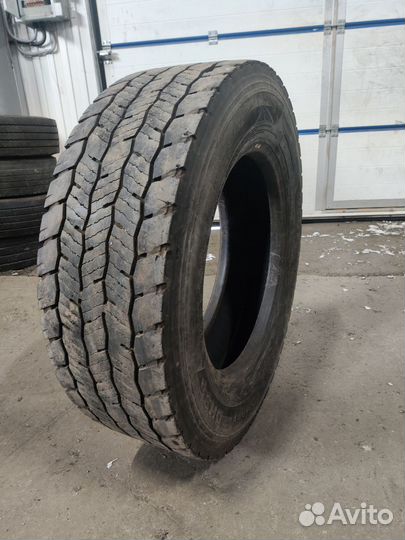 Шина б/у 245/70 R19.5 Hankook DH35