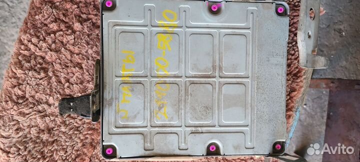 Блок управления двигателем vitz 1л