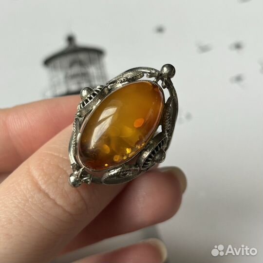 Ретро кольцо / иск.янтарь