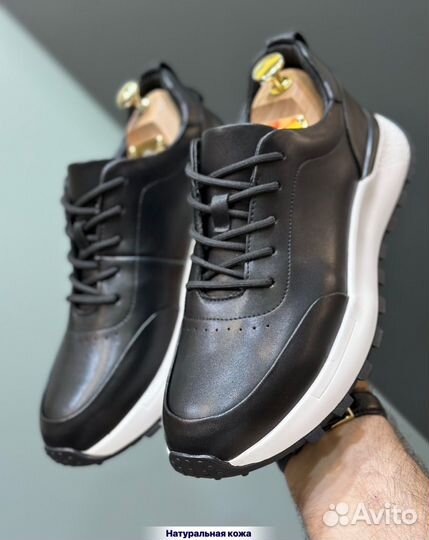 Кроссовки мужские новые