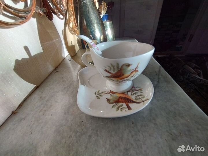Чашка с блюдцем и ложечкой фарфоровые,подарочные