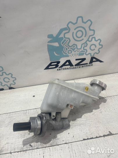 Главный тормозной цилиндр Kia Cerato 3