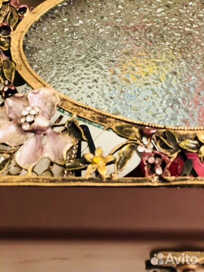 Шкатулка для украшений